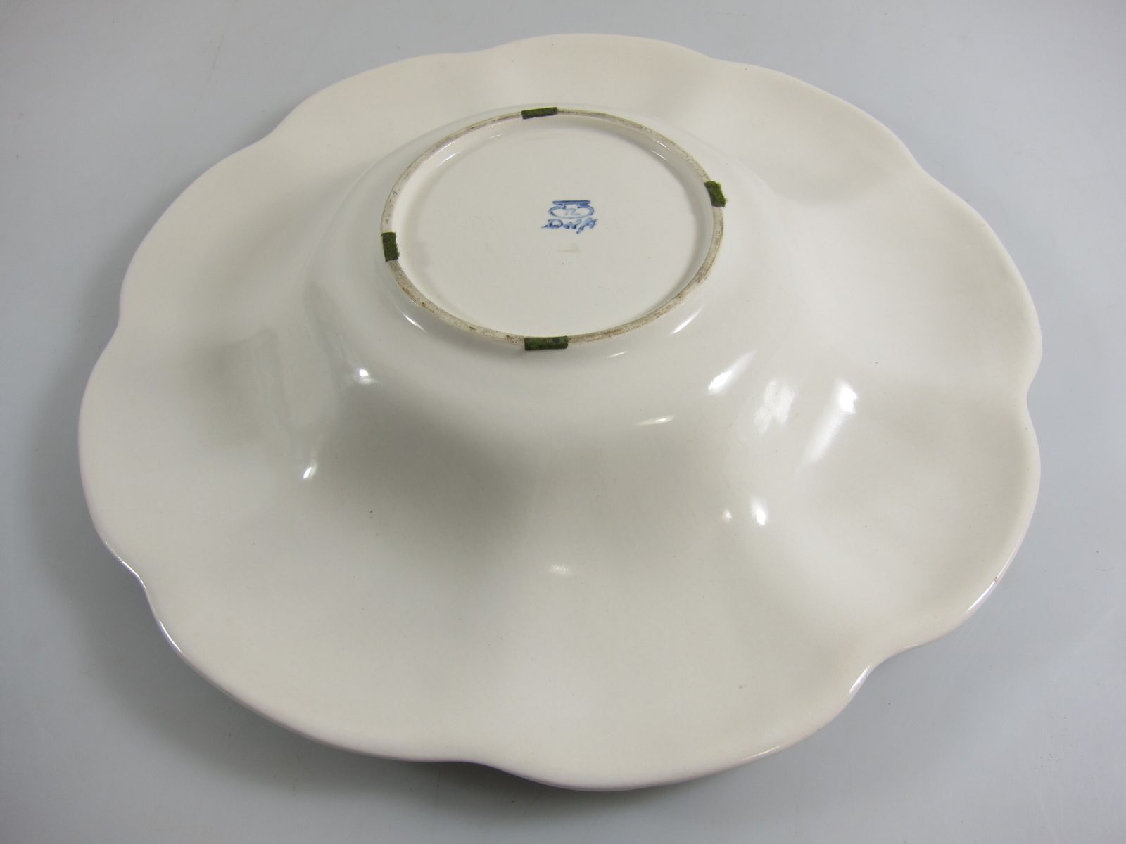 Plooischotel Royal Delft Porceleyne Fles 1950s – White Scalloped Dish – Vintage Dutch Pottery – Collectible Delftware Bowl photo 147.0