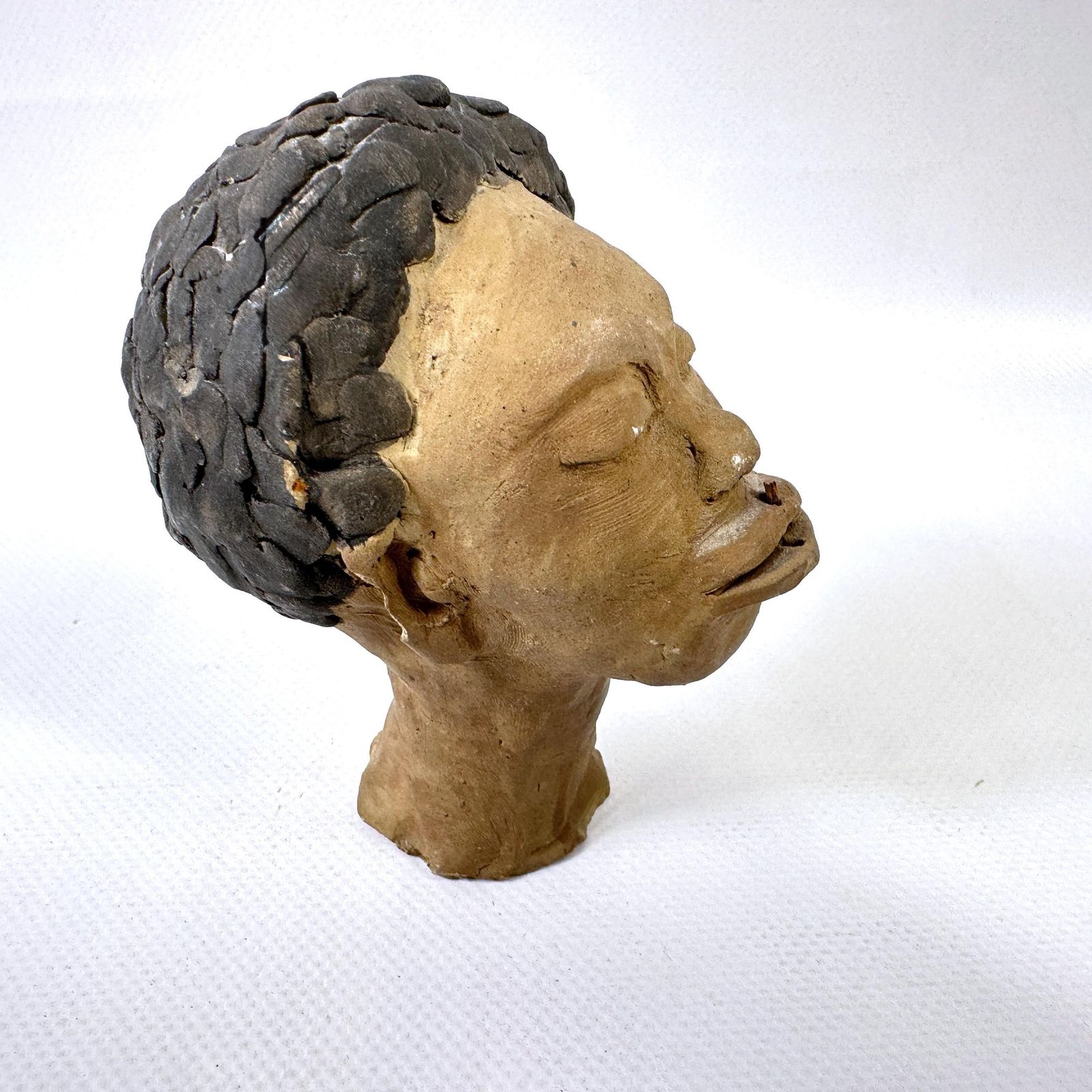 Vintage Studio Pottery Head Sculpture – Signed Kj ’59, Hand Modelled Clay Figure photo vintage