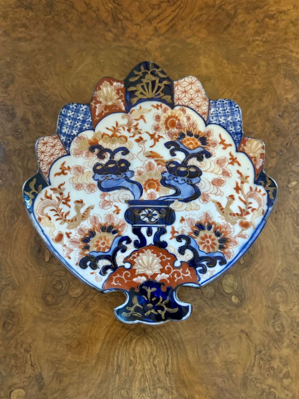 Fine Quality Unusual Antique Japanese Imari Fan Shaped Plate