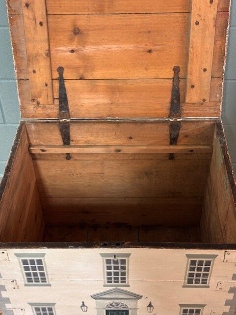 Victorian Silver Chest Painted In The Style Of A Manor House photo 3500.0