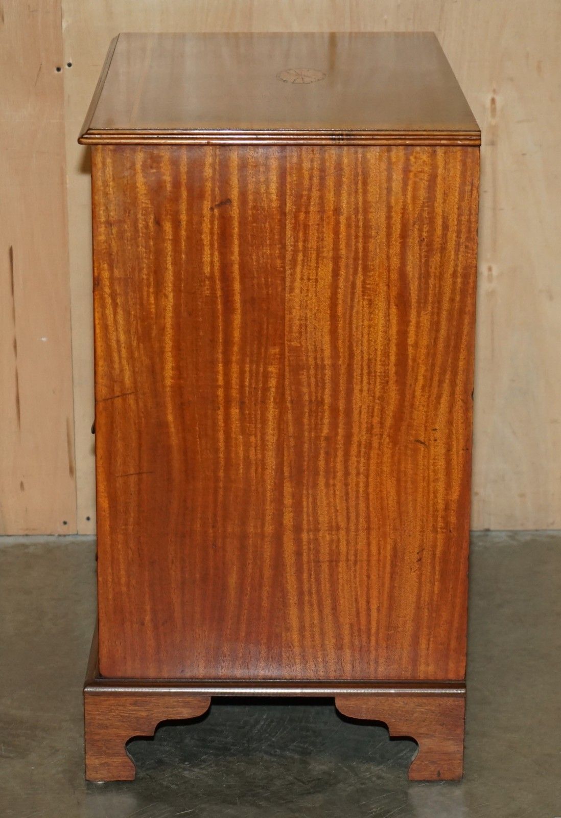 3950.0 Pair Of Restored Mahogany & Satinwood Antique Sheraton Revival Chest Of Drawers photo