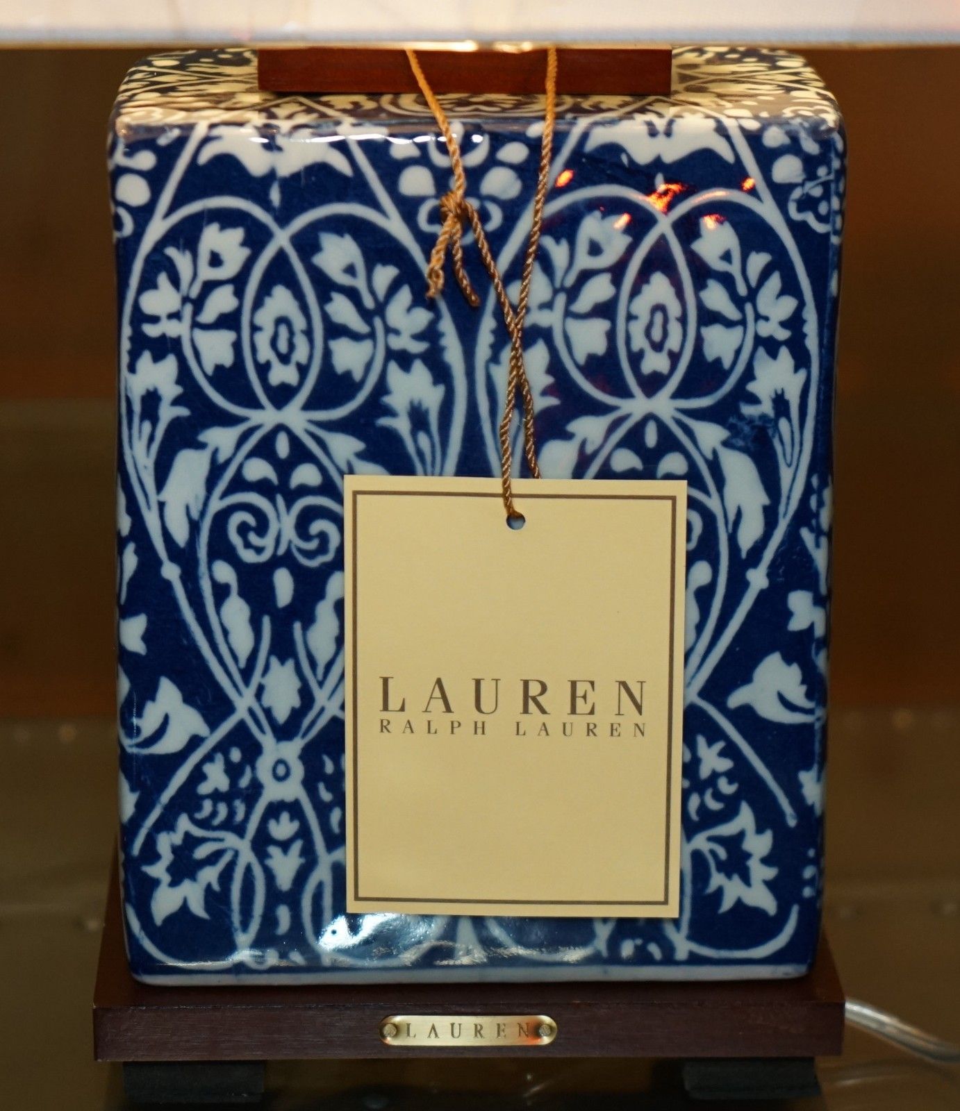 1 Of 8 Brand New In The Box Ralph Lauren Porcelain Cobalt Vineyard Table Lamps photo Lighting