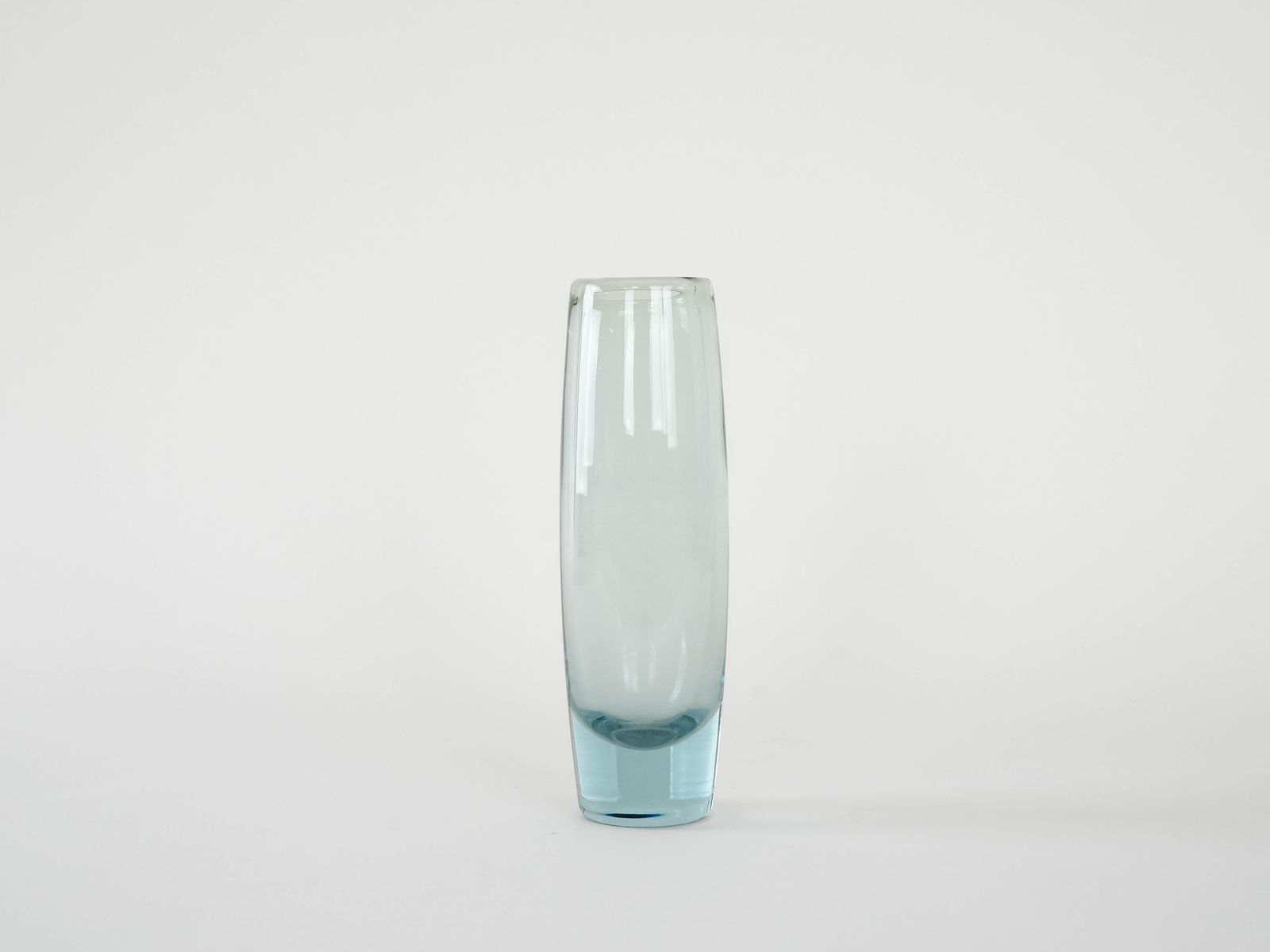 photo furniture Glass Vase, Danish Design, 1950s, Manufacturer: Holmegaard, Designer: Per Lütken