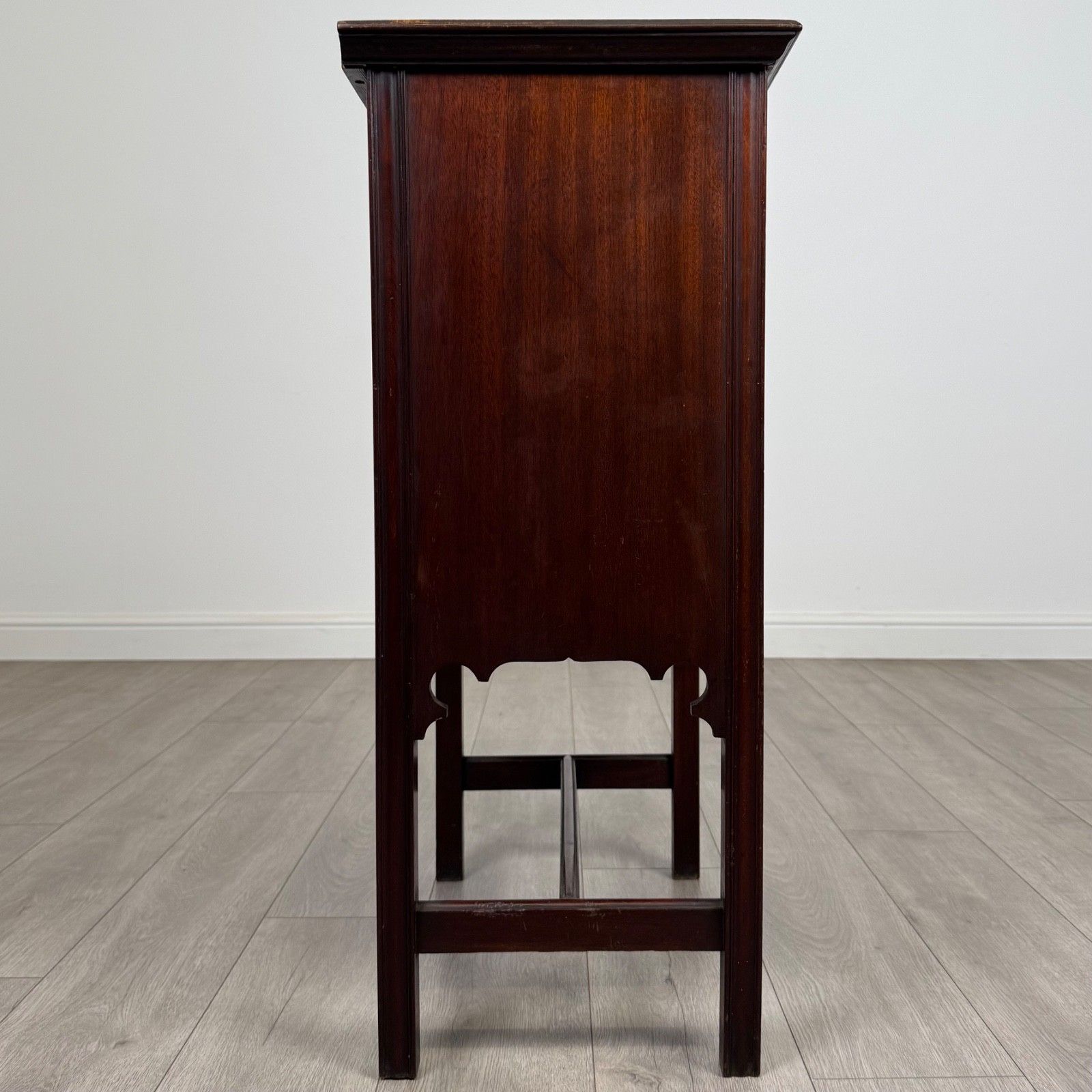 Antique 20th Century Good Quality Cabinet In Mahogany photo vintage