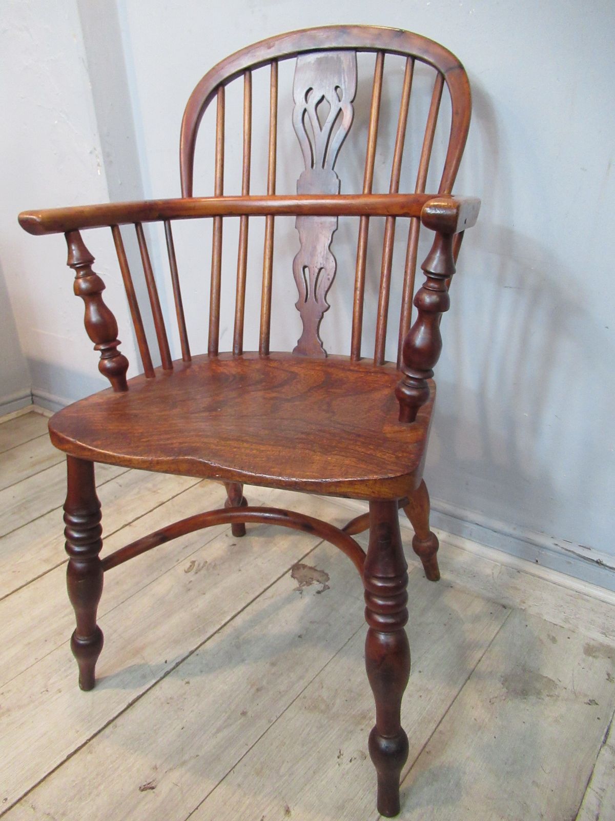 Antique   19th Century Yew Wood Windsor Arm Chair