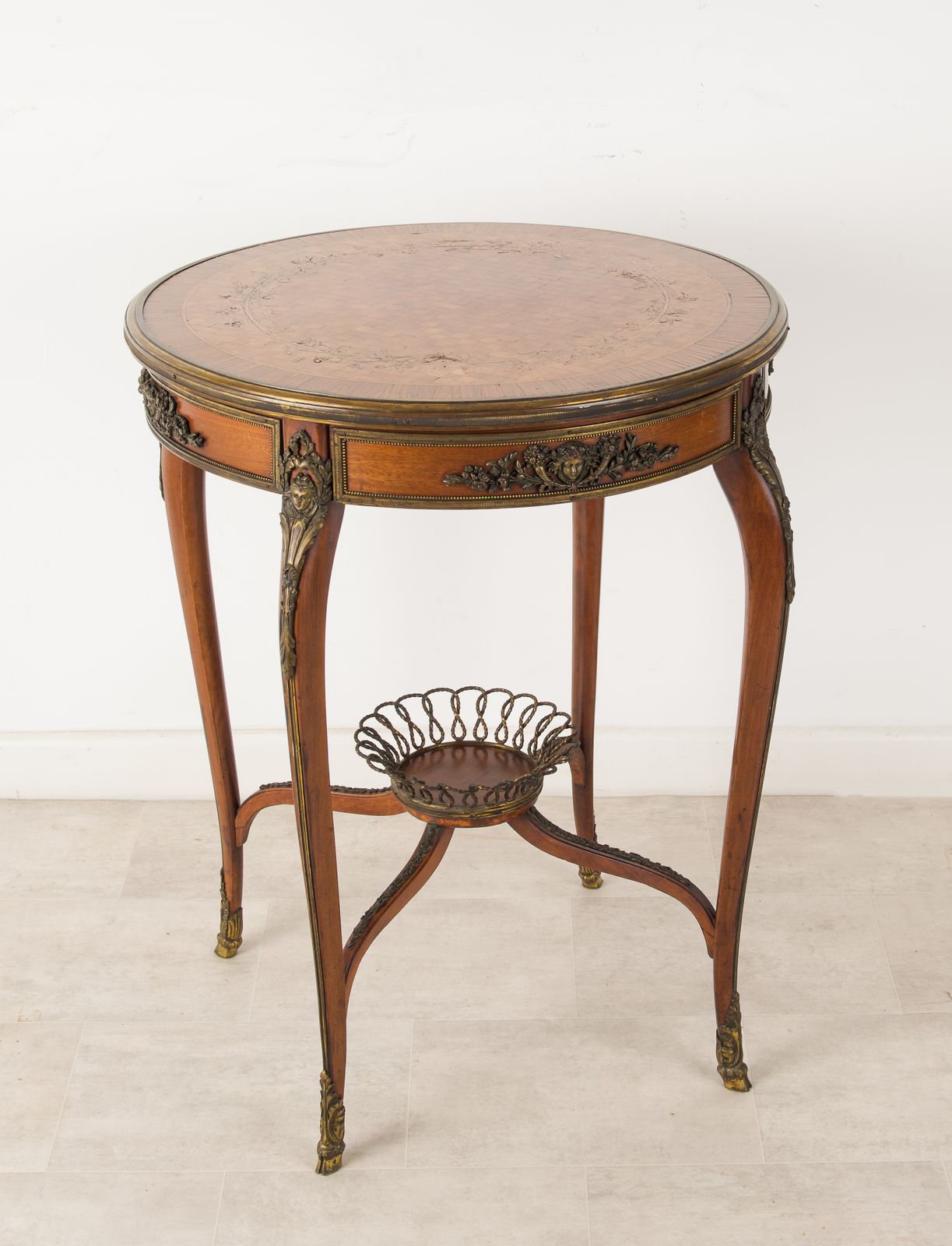 19th Century French Kingwood Round Side Table, In The Manner Of François Linke photo Furniture