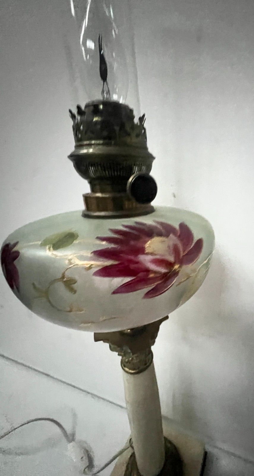 photo furniture 19th Century Marble And Bronze Oil Lamp Stand