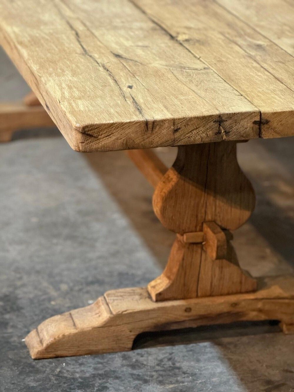 Larger Characterful French Oak Farmhouse Dining Table photo vinterior