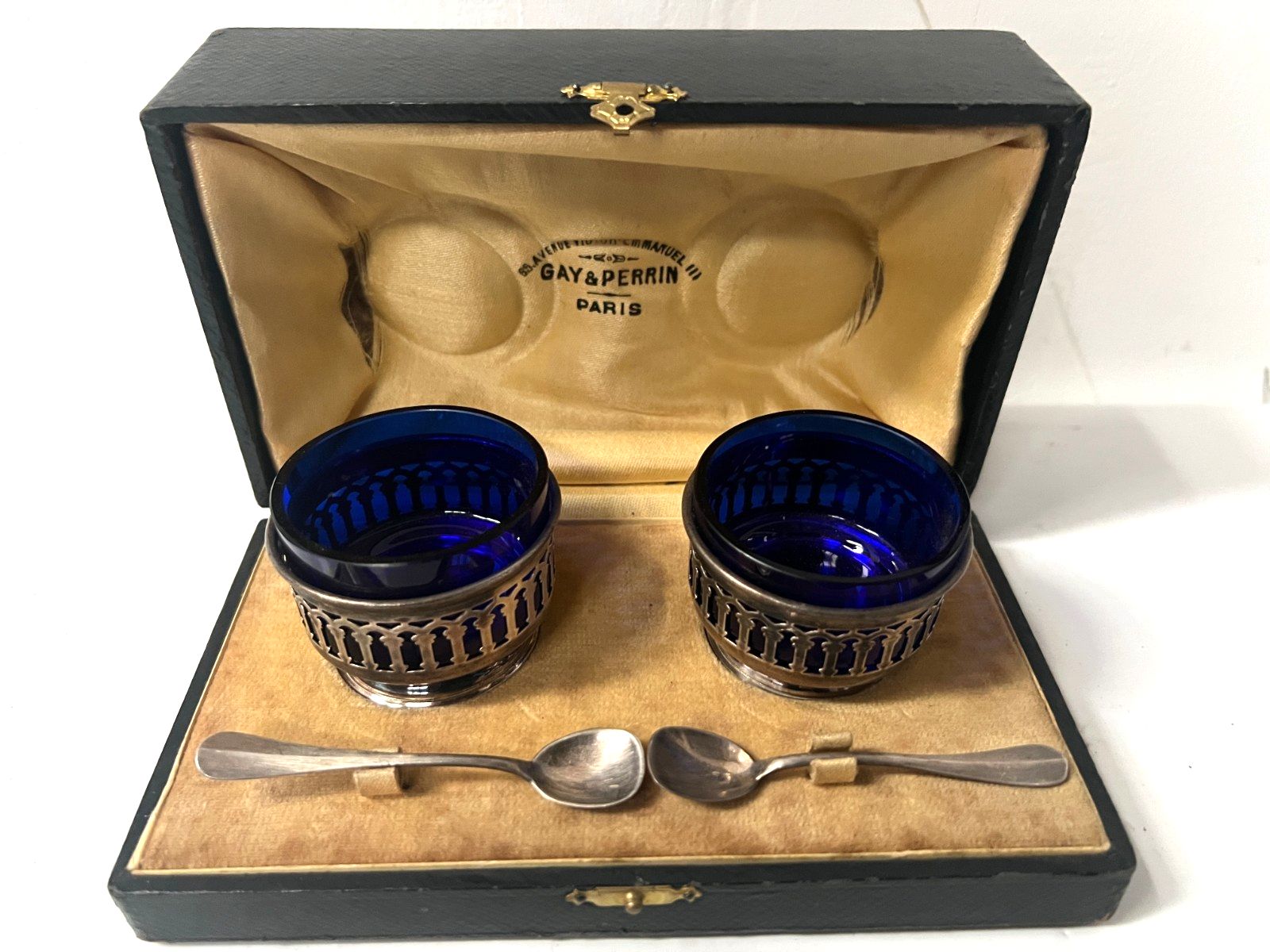 Salt And Pepper Box In Silver Metal And Bluish Glass 20th Century