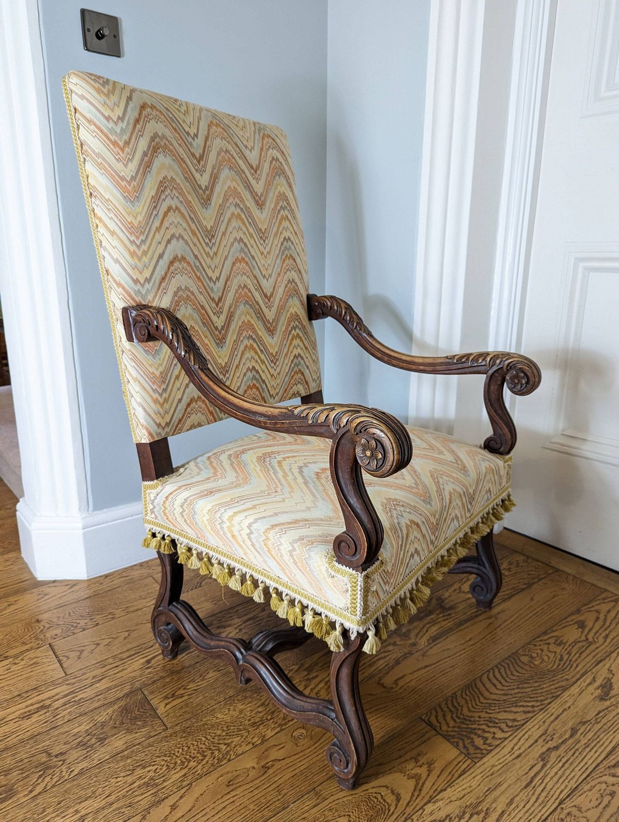photo furniture A Charming French Antique Carved Walnut Framed Armchair In Louis XIV Style C1860
