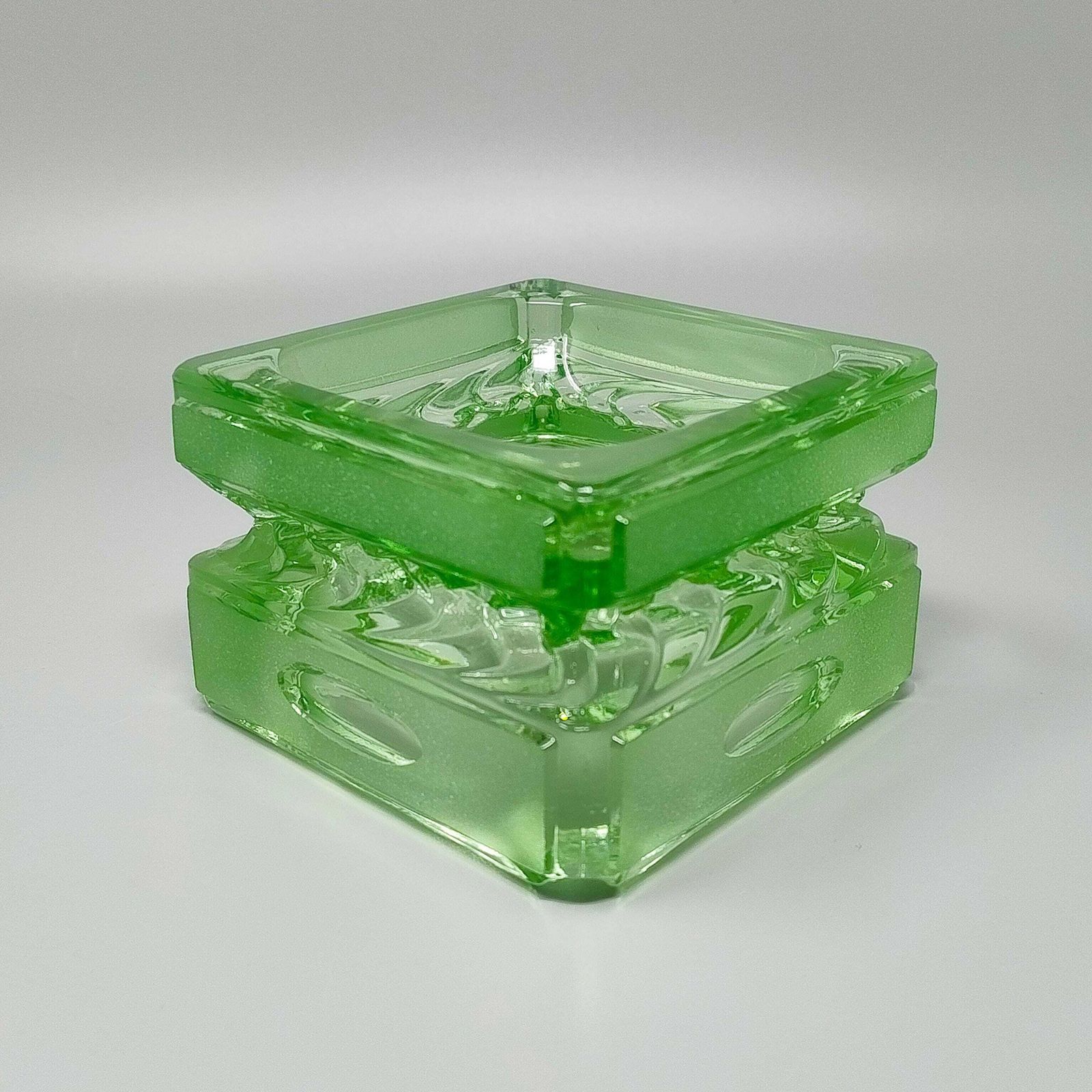 1970s Stunning Green Smoking Set By Antonio Imperatore In Murano Glass. Made In Italy photo vintage