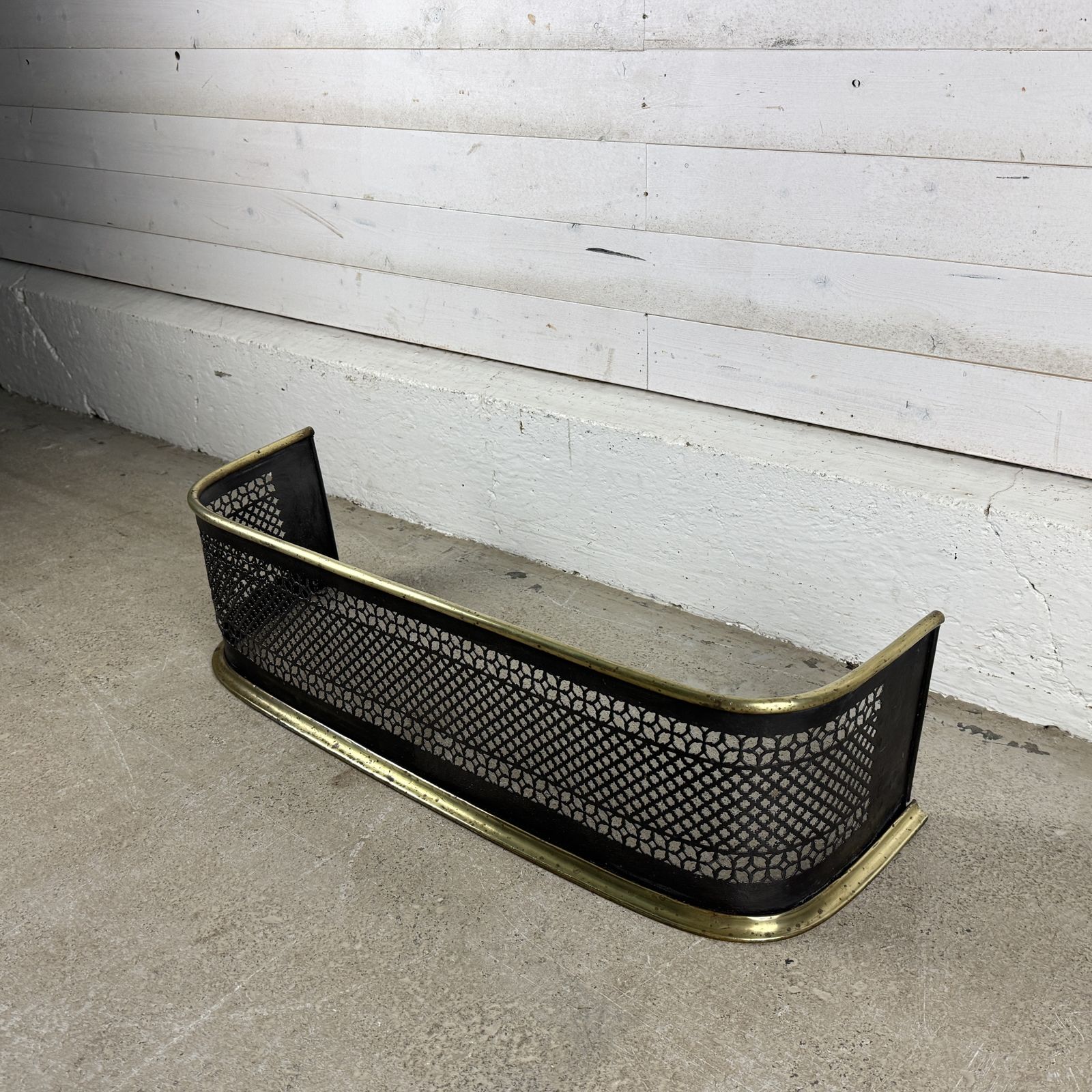 Small Victorian Iron And Brass Fender photo Home Fixtures