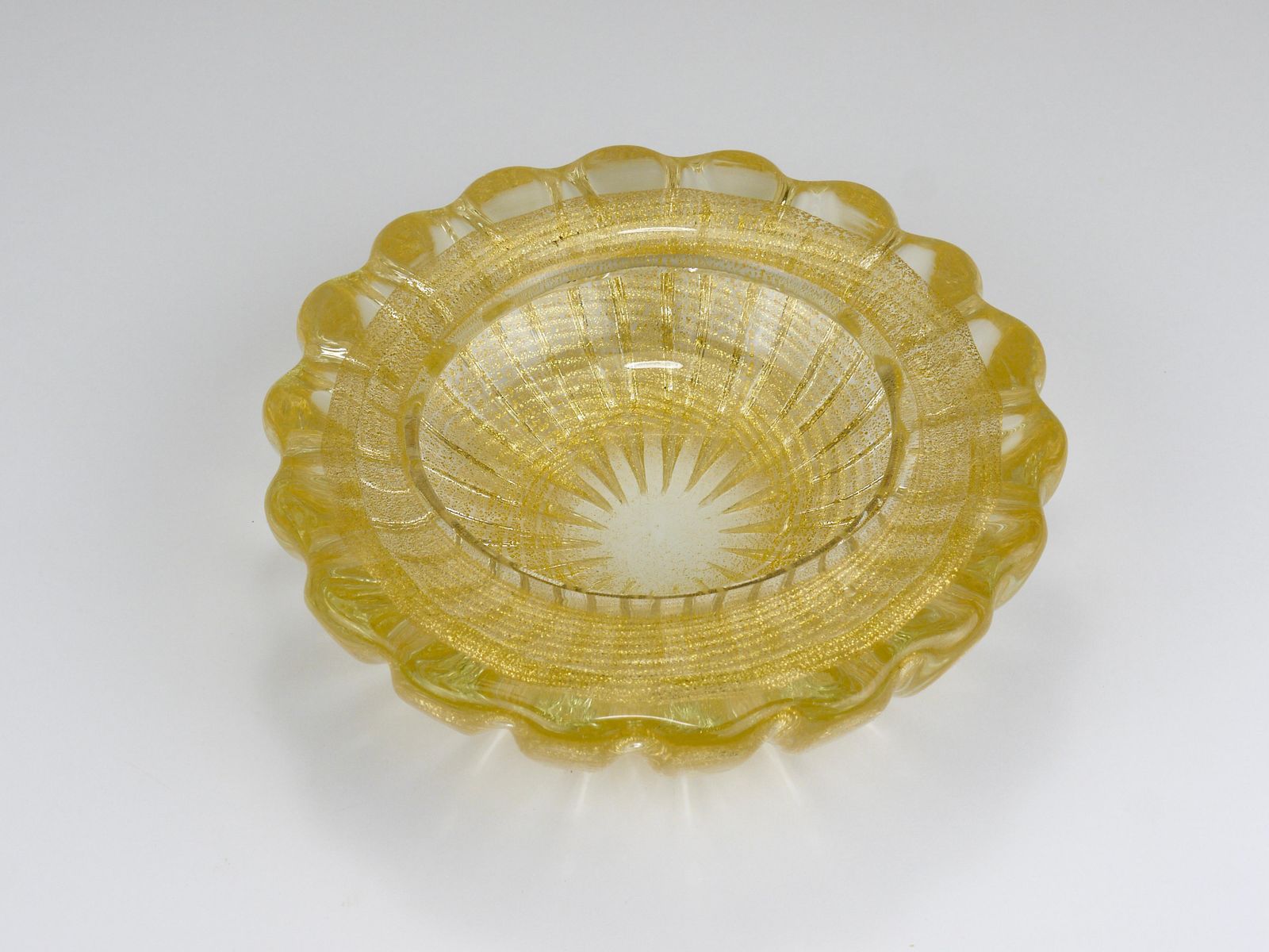 photo furniture Ercole Barovier & Toso Cordonato D’oro Golden Murano Glass Bowl, Italy, 1960s