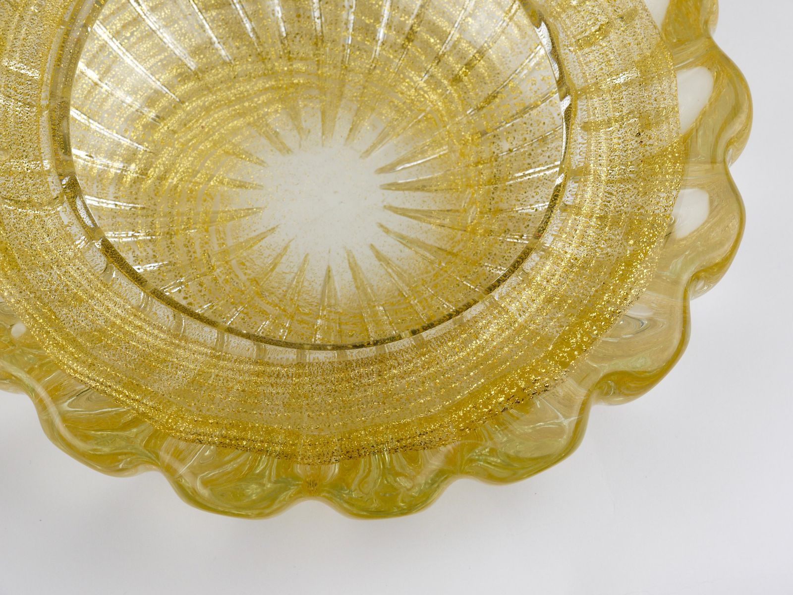photo vintage Ercole Barovier & Toso Cordonato D’oro Golden Murano Glass Bowl, Italy, 1960s