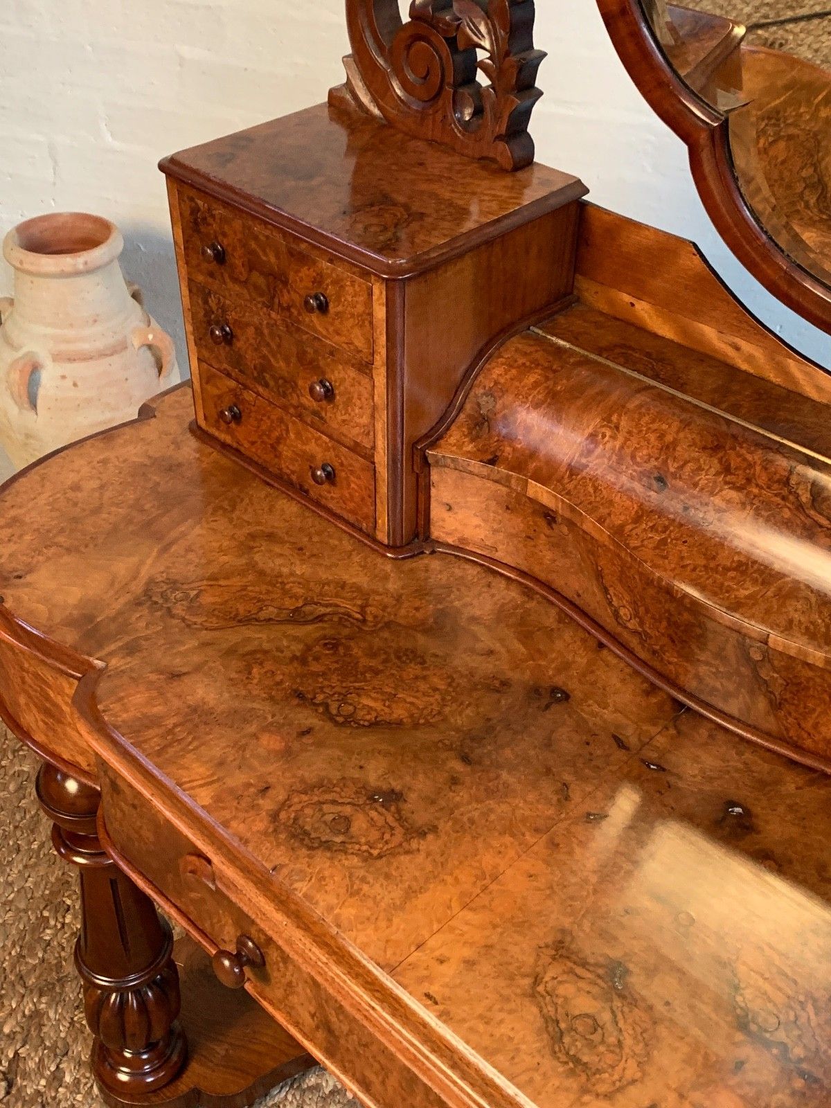 photo for sale Victorian Walnut Dressing Table (Burr Walnut)