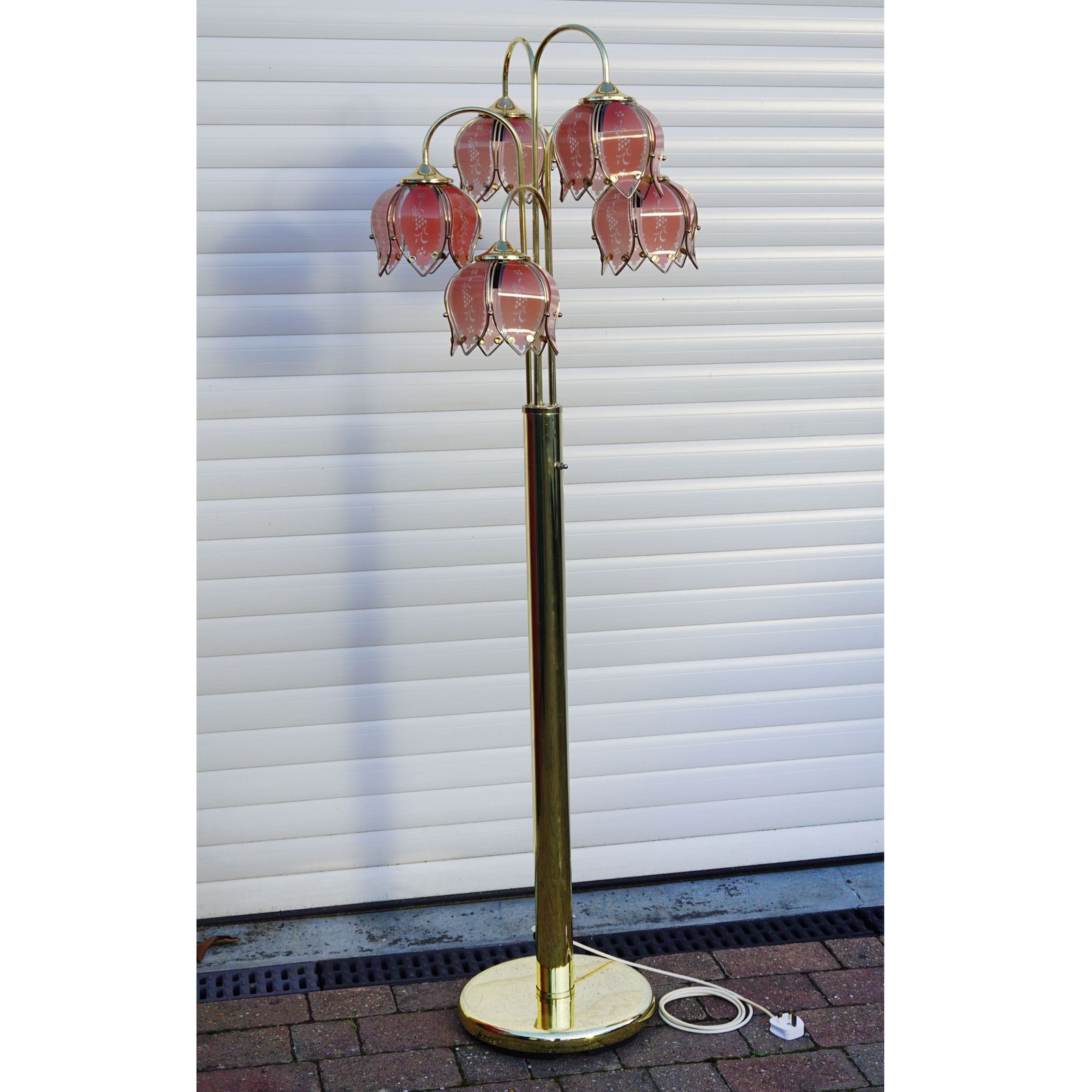 Hollywood Regency Moderne Lotus Lamp 1970s Pink & Gold Flower Floor Stand