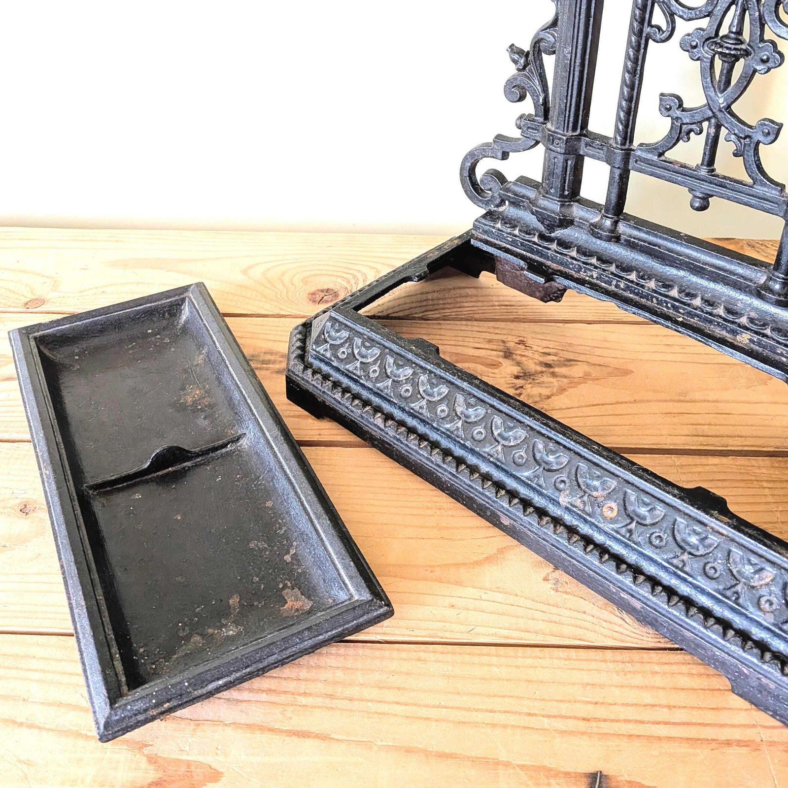 Victorian Cast Iron Umbrella Stand Or Stick Stand C1870 photo vinterior