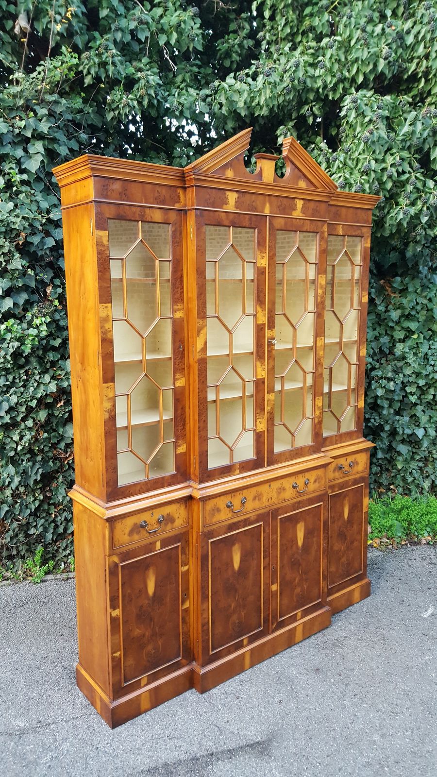 Titchmarsh & Goodwin Burr Yew Breakfront Library Bookcase Rl.20713 photo Furniture