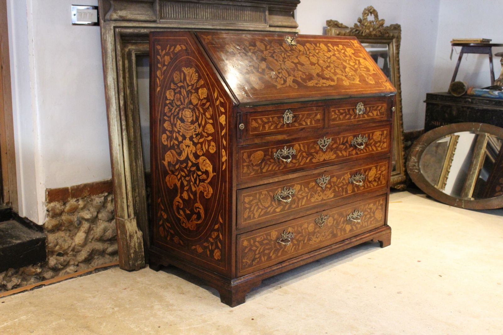 2250.0 Bureau Stunning George III English Walnut Inlaid C1780 photo