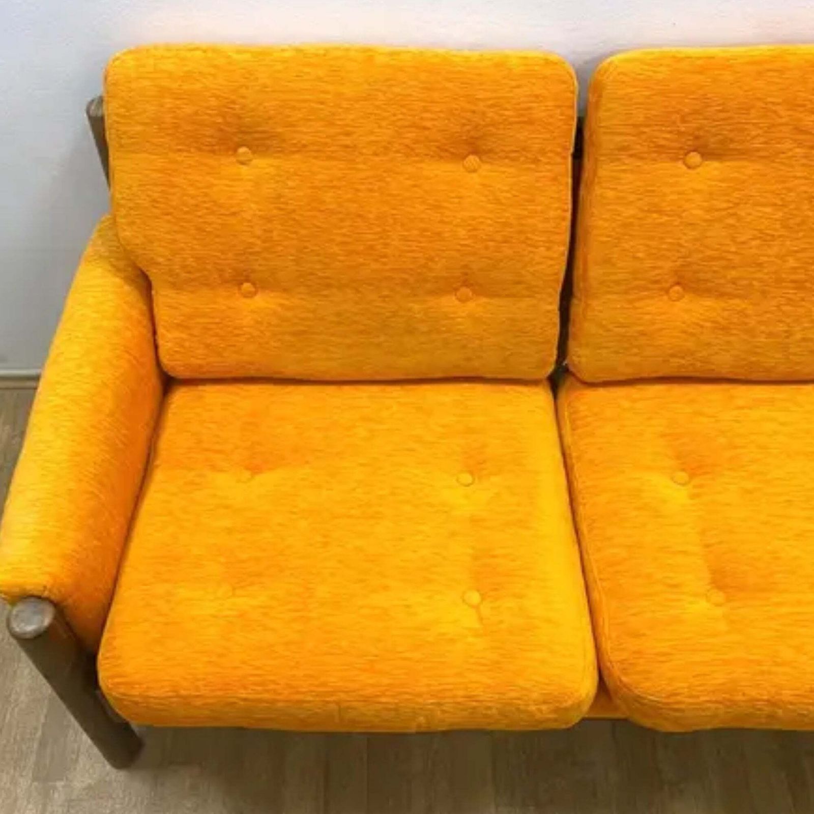 photo for sale Mid Century Zitset (Fauteuils & Bank), Jaren 1970