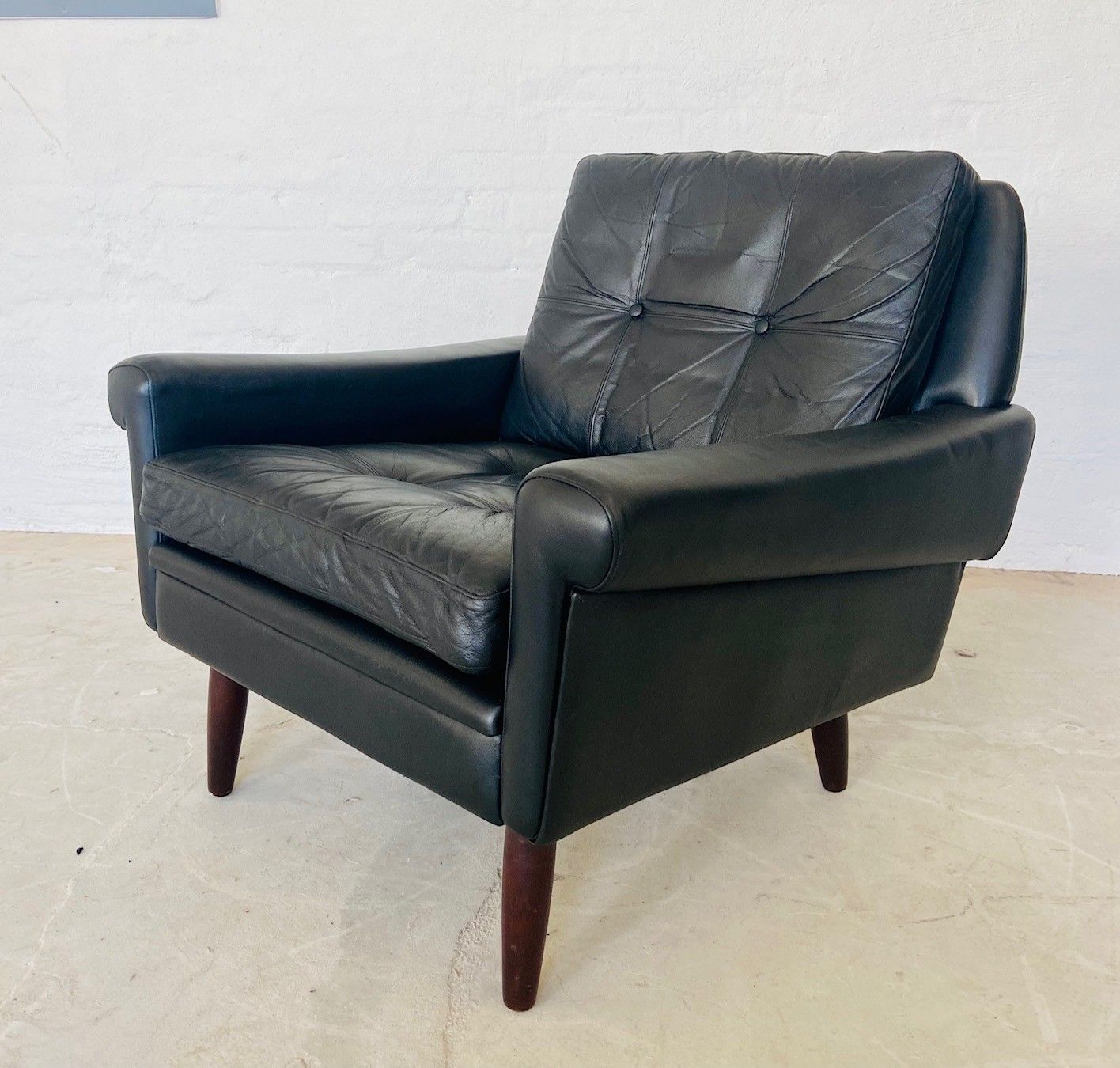 Vintage Retro Danish Mid Century Svend Skipper Black  Leather Club Chair photo buy
