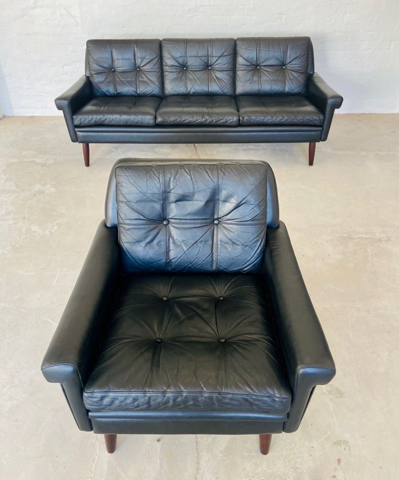 825.0 Vintage Retro Danish Mid Century Svend Skipper Black  Leather Club Chair photo