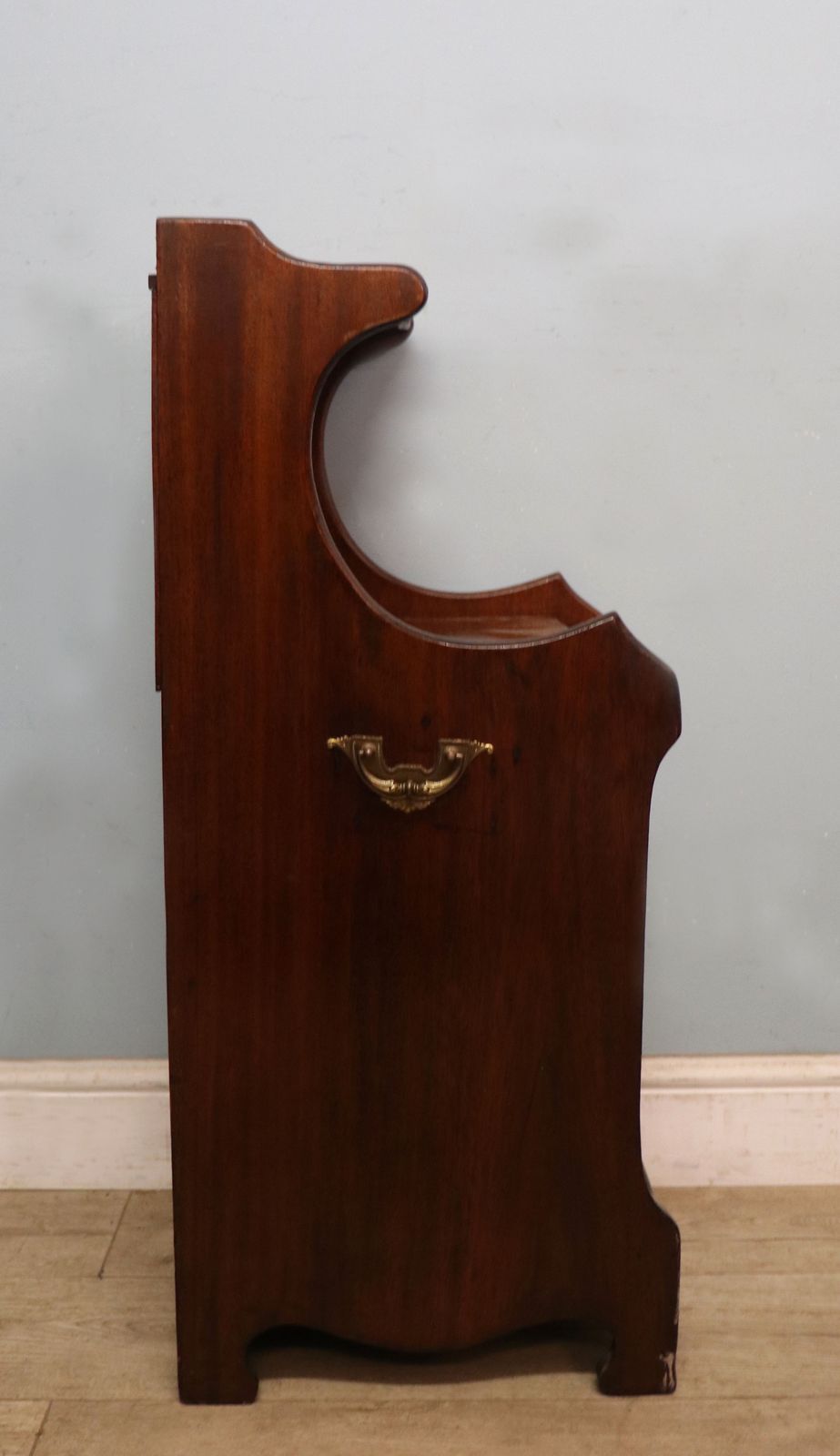Victorian Style! A Lovely Late 19th Century American Walnut Coal Purdonium. photo vintage