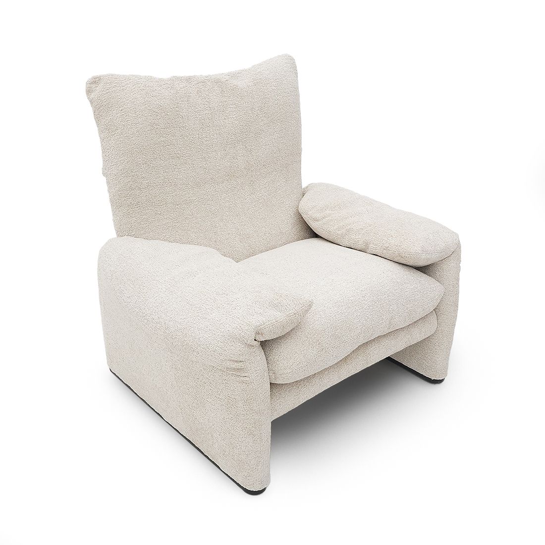 photo for sale “Maralunga” Armchair With Pouf By Vico Magistretti For Cassina, 1970s