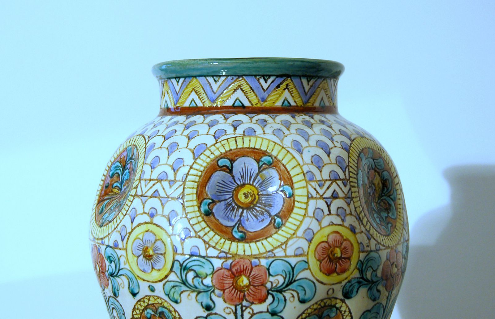 Majolica Vase Polychrome / Perugia Italy 1940 / Gualdo Tadino photo for sale