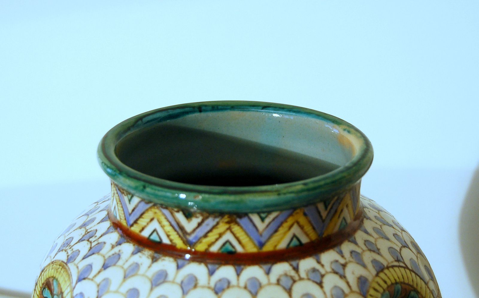 Majolica Vase Polychrome / Perugia Italy 1940 / Gualdo Tadino photo vinterior