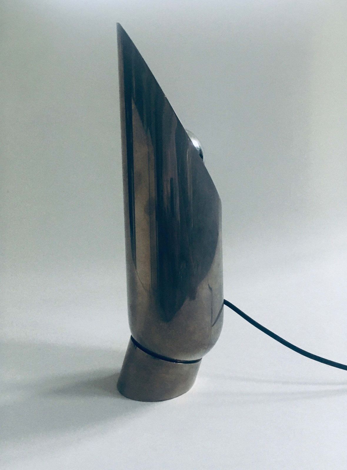 Midcentury Modern Design Adjustable Counter Balance Table Lamp, Italy 1960's photo furniture