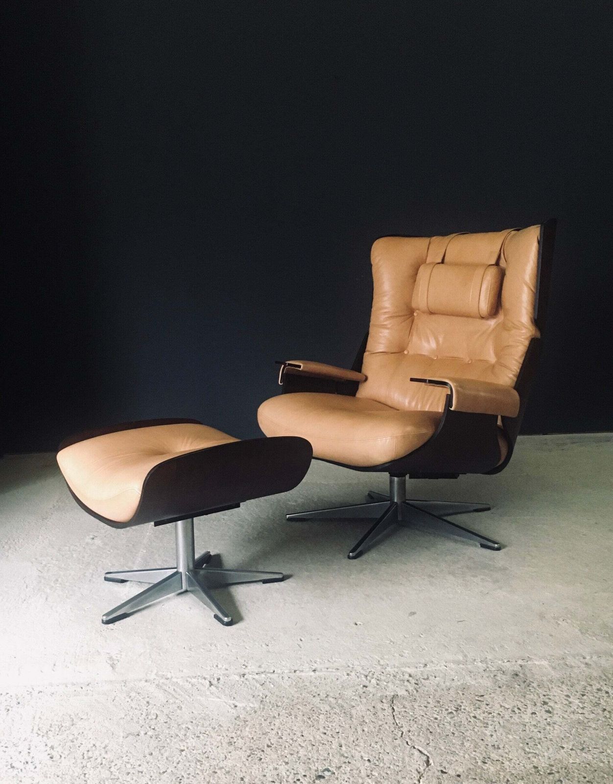 Midcentury Modern Design Leather Lounge Chair & Ottoman, Germany 1960's photo for sale