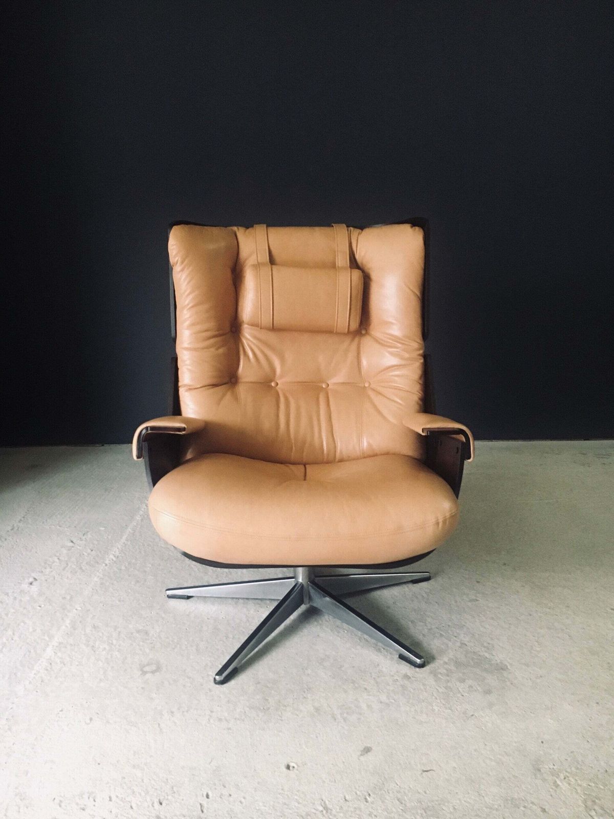4200.0 Midcentury Modern Design Leather Lounge Chair & Ottoman, Germany 1960's photo