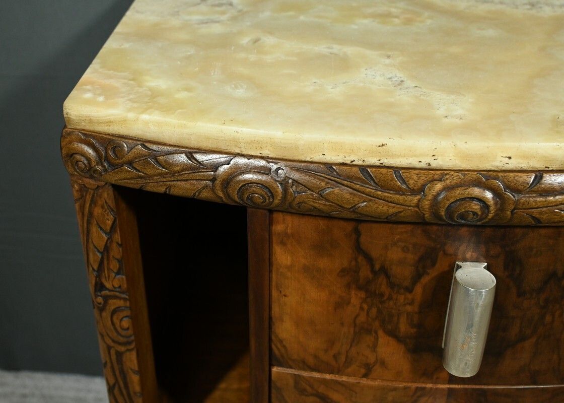 photo furniture Walnut Burl Bedside Table, Art Deco – 1930