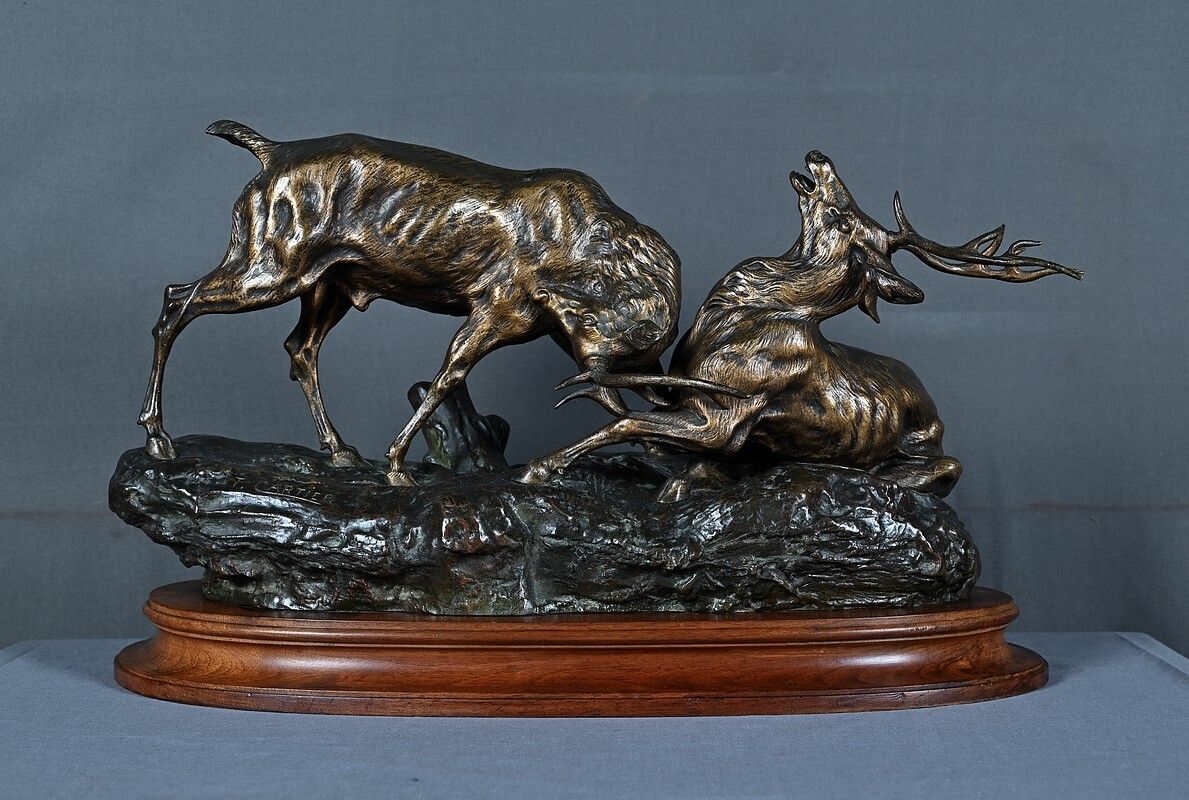 Important Bronze Sculpture "The Stag Fight" By T. Cartier – Early 20th Century photo for sale