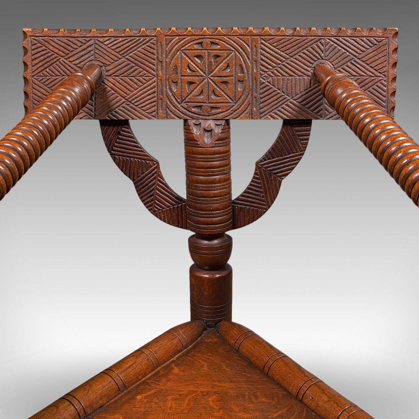 photo furniture Antique Turner's Chair, English, Oak, Old Saxon, Elbow Seat, Victorian, C.1900