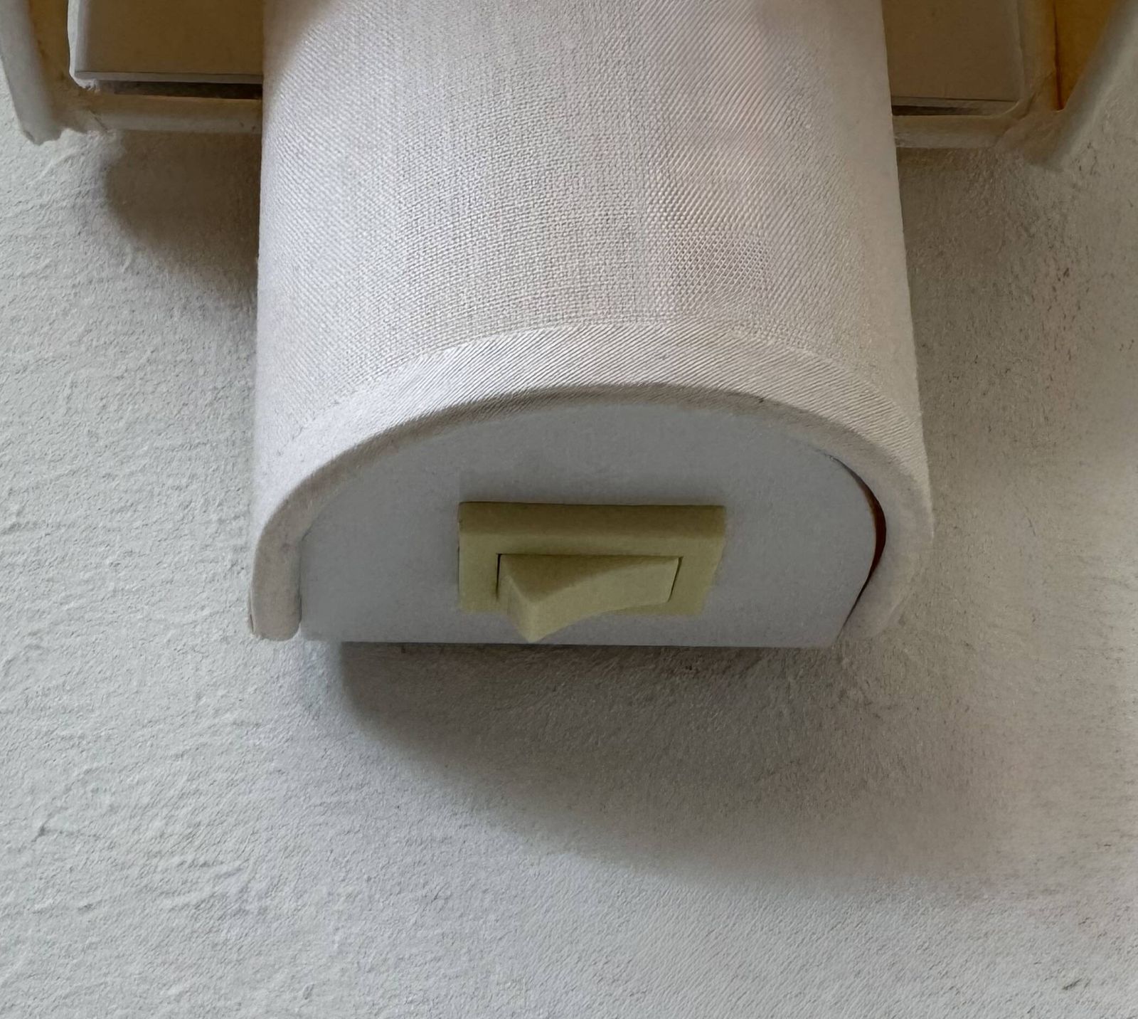 photo vinterior Pair Of Vintage Wall Lights, Beige Fabric, Arlus, France, 1980.
