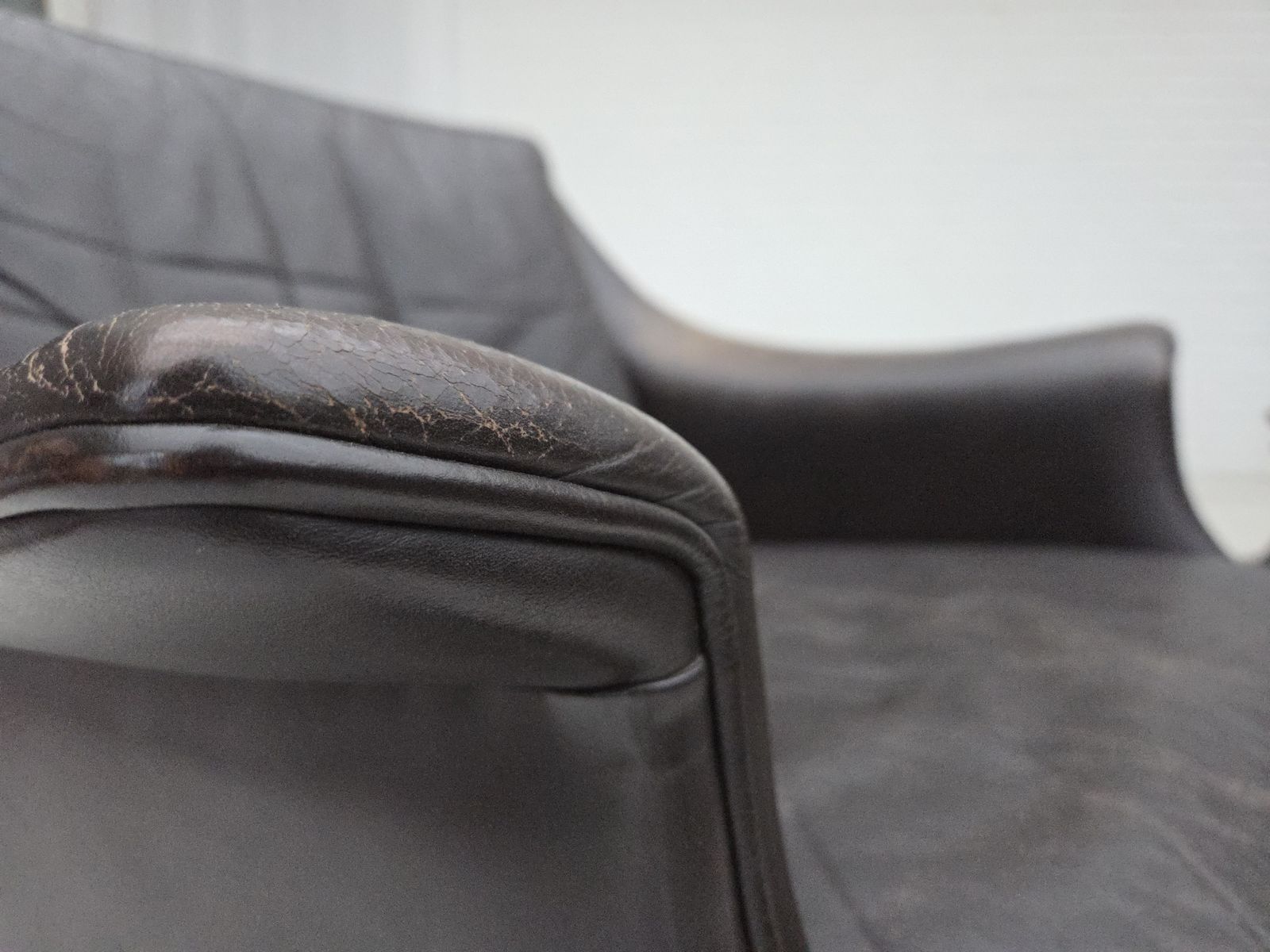 1970s, Danish Design By Aage Christensen, Armchair, Model “Monark“, Leather, Teak Wood. photo vintage