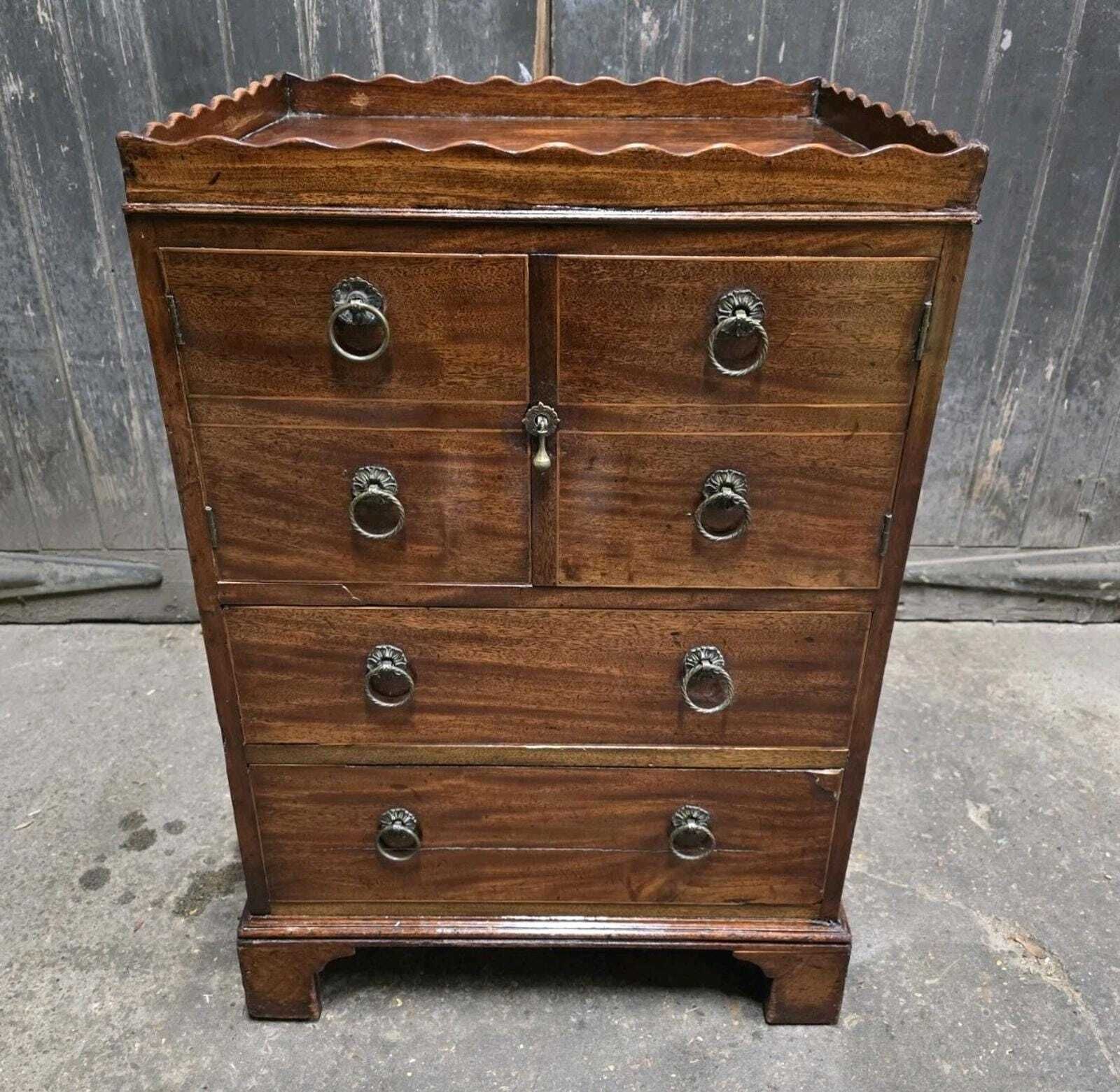 Antique 19th Century Regency Mahogany Chesf Of Drawers Cabinet