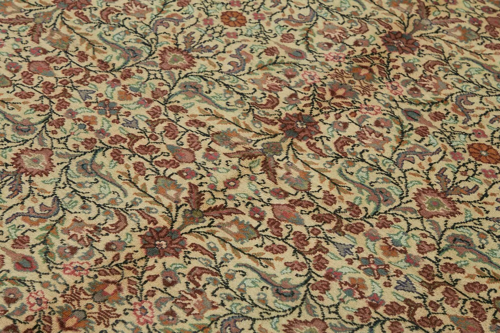 6x9 Hand Knotted Turkish Wool Rug photo 781.0