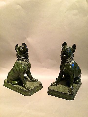 C19th Pair Of Grand Tour Serpentine Marble Dogs
