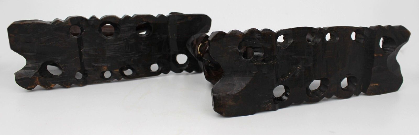 Pair Of Antique African Carved Ironwood Lions – C.1890–1920 photo vinterior