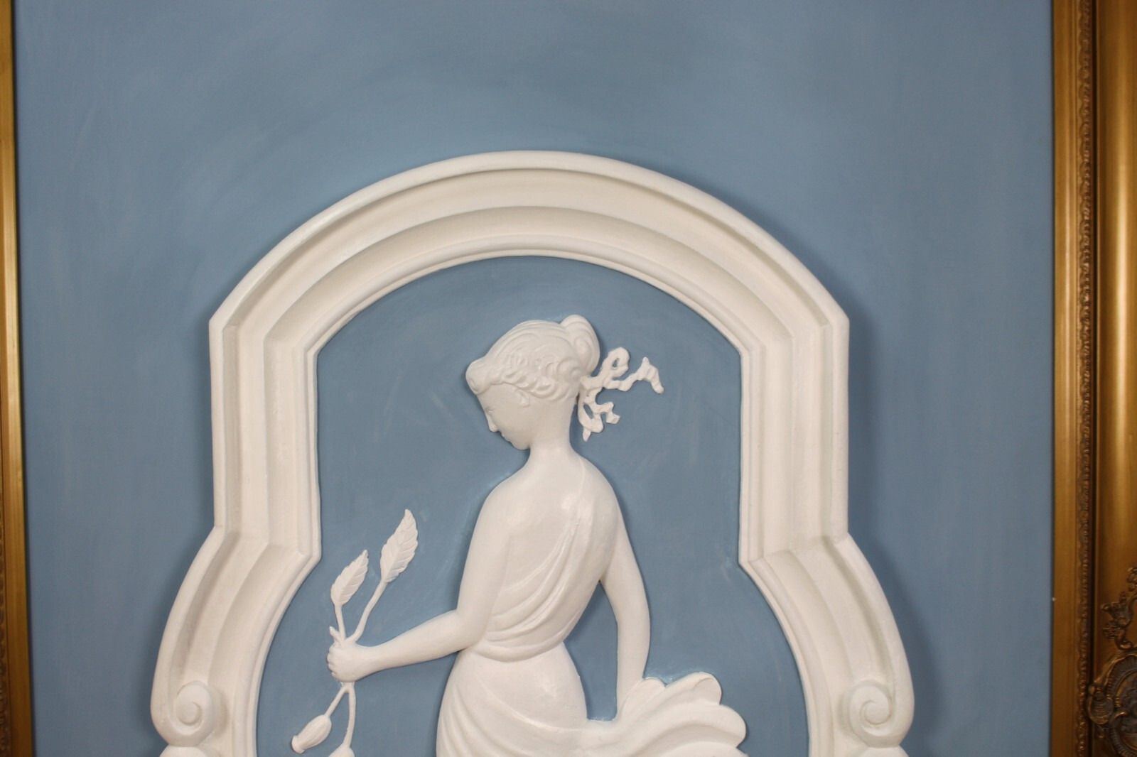photo vinterior Pair Of Very Large Art Deco Plaster Panels Set In Gilt Frame