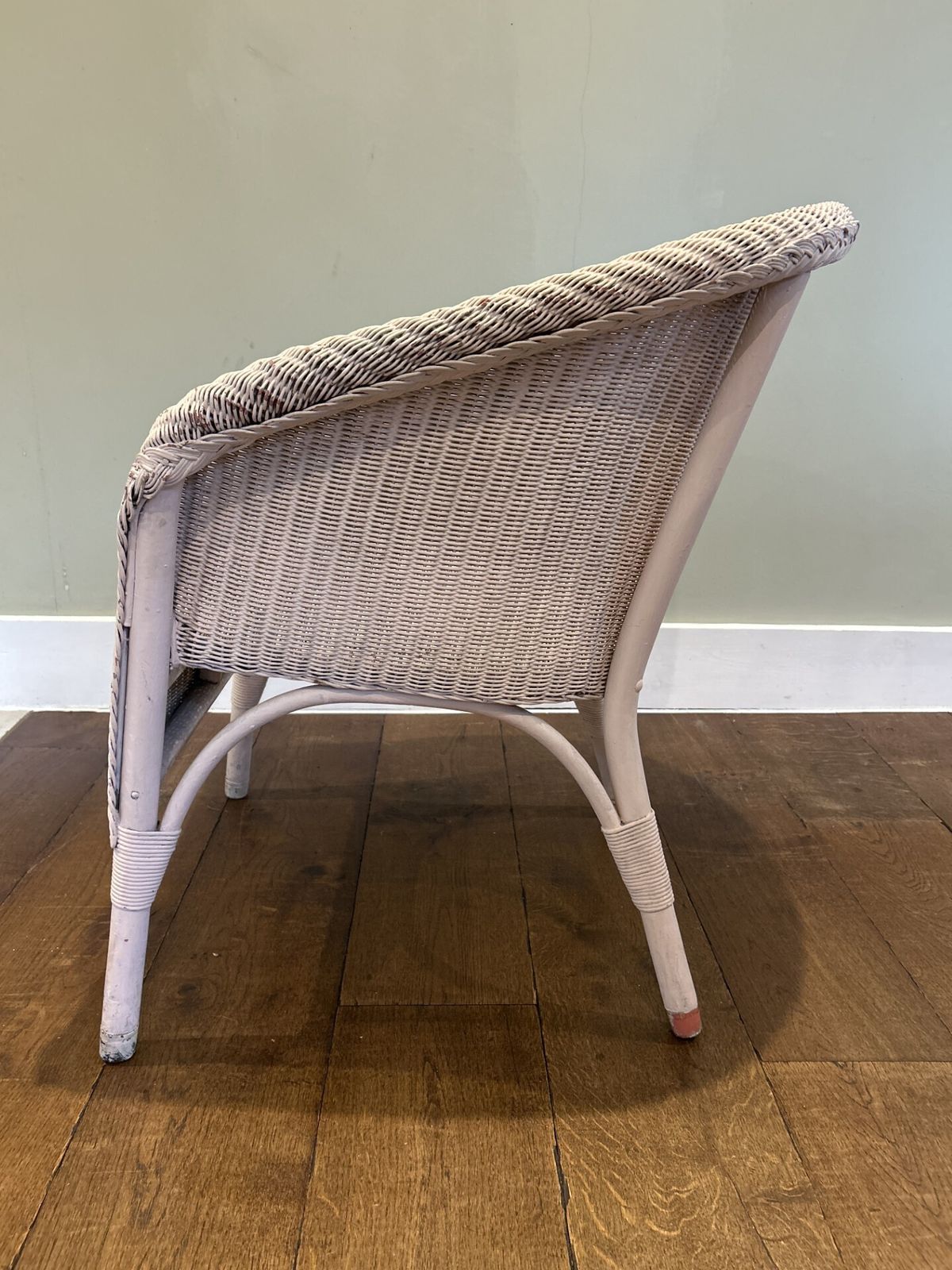 Vintage Lloyd Loom Tub Chair   Pink Painted Frame photo vintage
