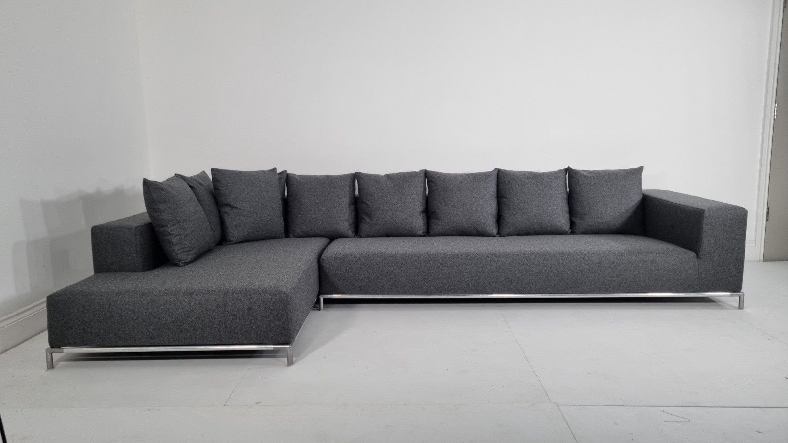 Bb Italia George Grande L Shape In Soft Charcoal Wool Immaculate Condition photo for sale