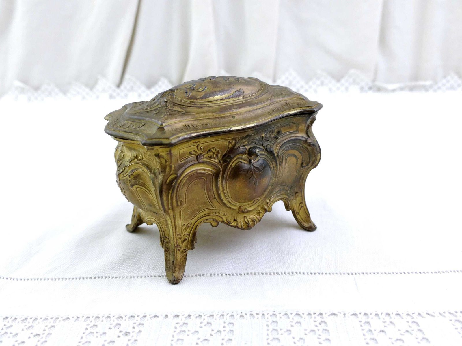 Antique French Worn Gold Plated Bronze Ornate 4 Legged Jewelry Box, Retro Rococo Style Casket France, Parisian Versailles Brocante Decor