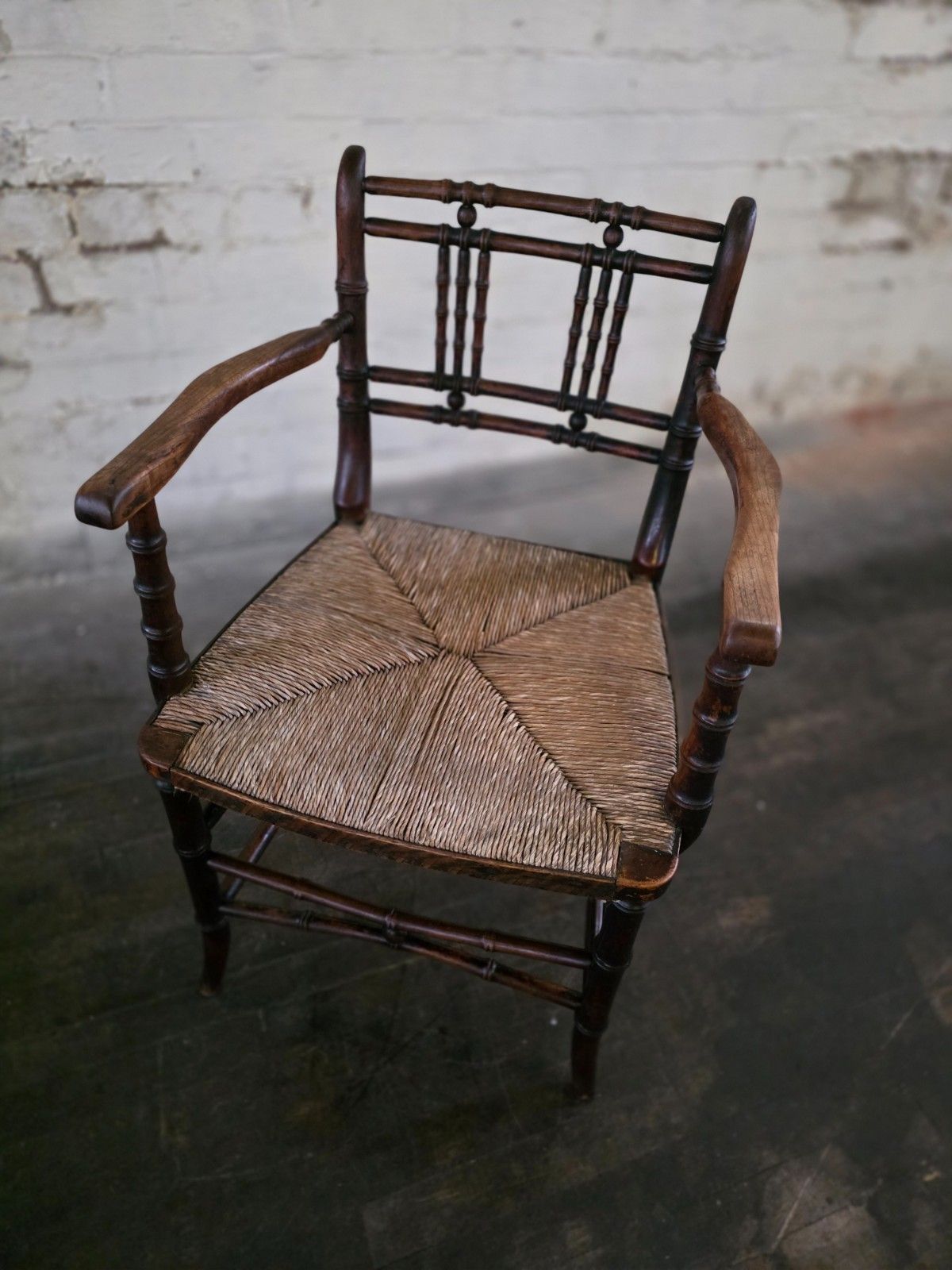 Original Antique Arts And Crafts Sussex Armchair photo vinterior
