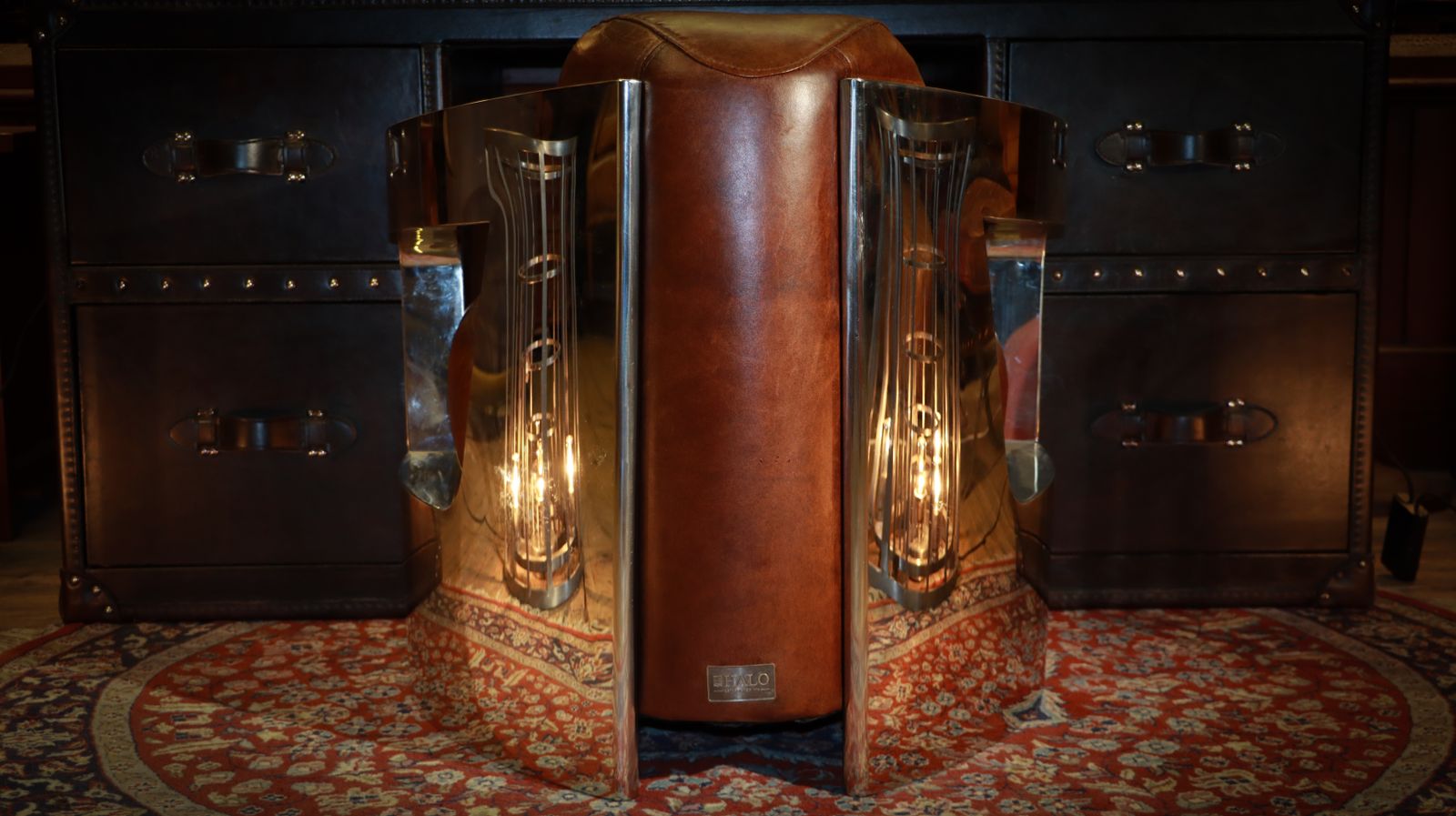 Stunning Timothy Oulton Mars Aviator Rocket Leather Armchair Antique Whisky photo vintage
