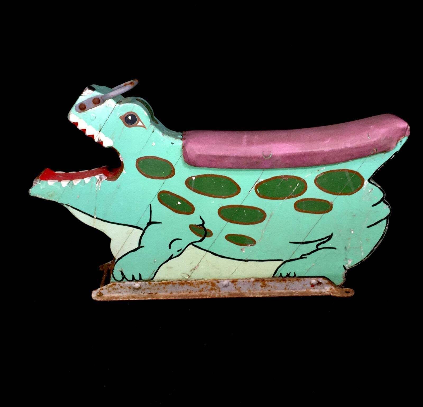 Antique Hand Painted Salvaged Fairground Carousel Animal Crocodile Figure Ride photo vinterior