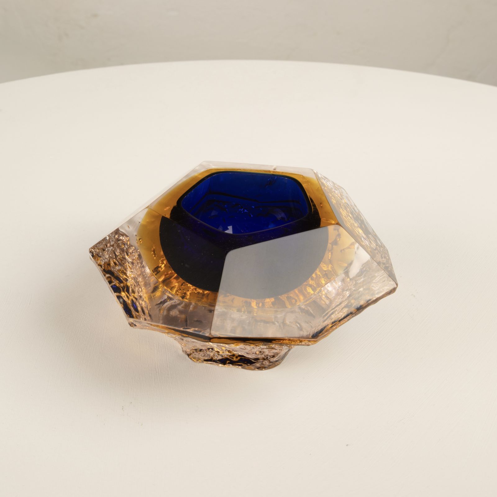 Sculptural Ashtray In Submerged Glass By Gianfranco Mandruzzato, Murano, 1970 photo furniture